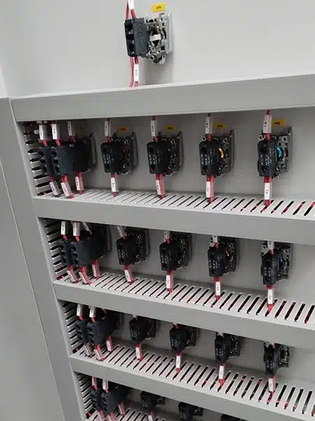 revamping-quadri-elettrici-di-automazione-per-aziende revamping-quadri-elettrici-di-automazione-per-aziende